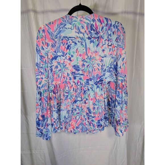 Lilly Pulitzer Bule and Pink Khali Bell Sleeve Top in Blue Grotto Top Women's XS - Picture 2 of 5